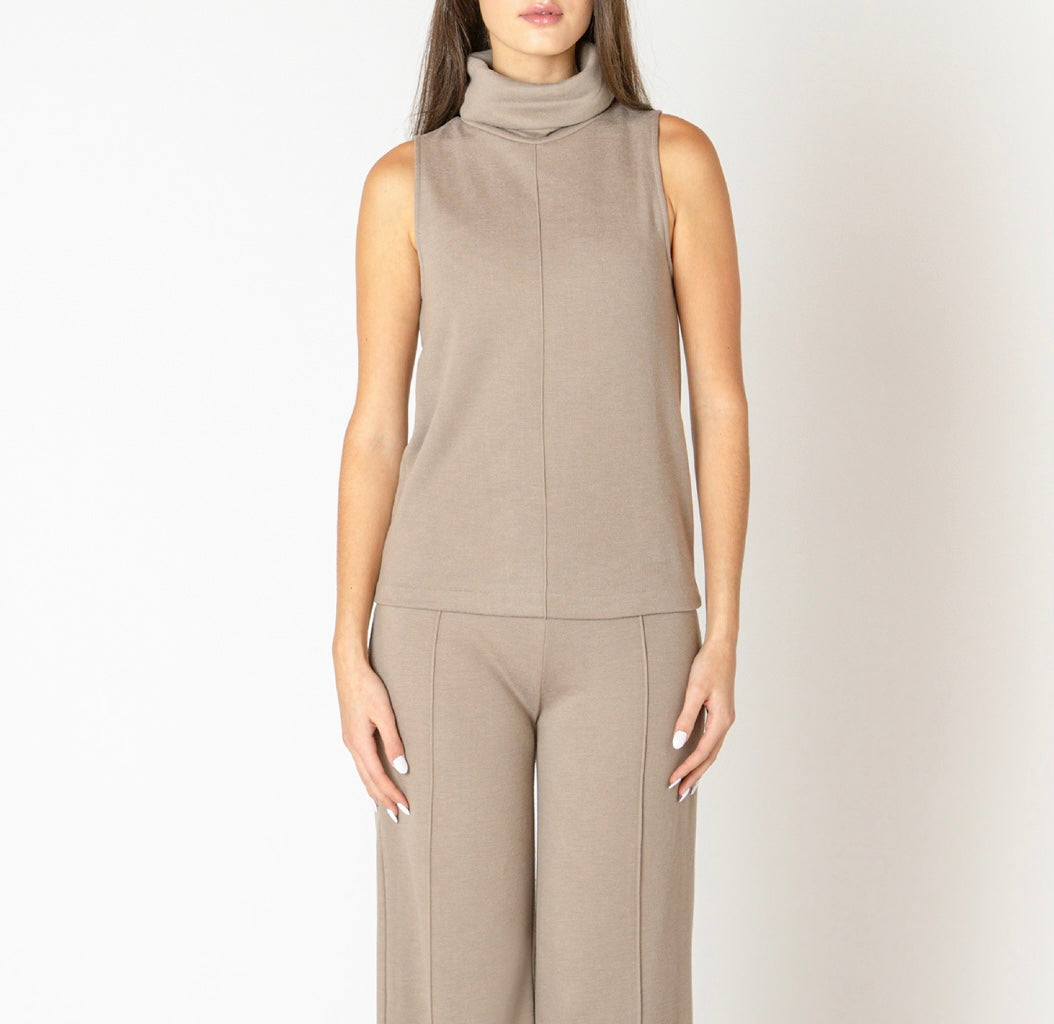 Wide Leg Seam Detail Pant in Almond